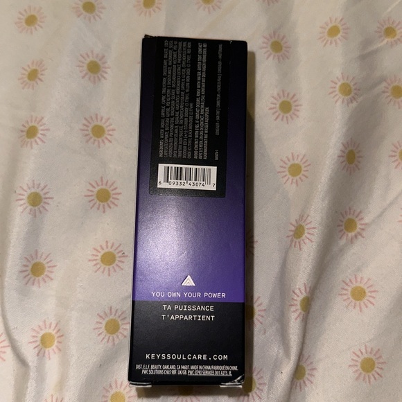 Keys Soulcare It's Like Skin 2-in-1 Concealer + Tint in 150 N - Light - Picture 6 of 9